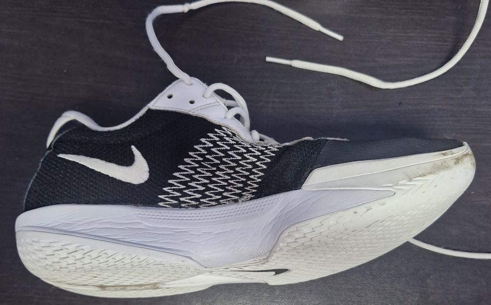 Nike G.T Cut  Academy