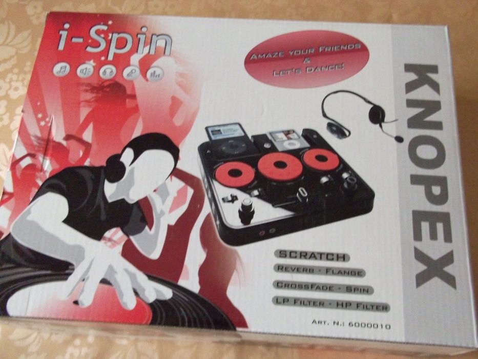 Продавам смесителна конзола + слушалки