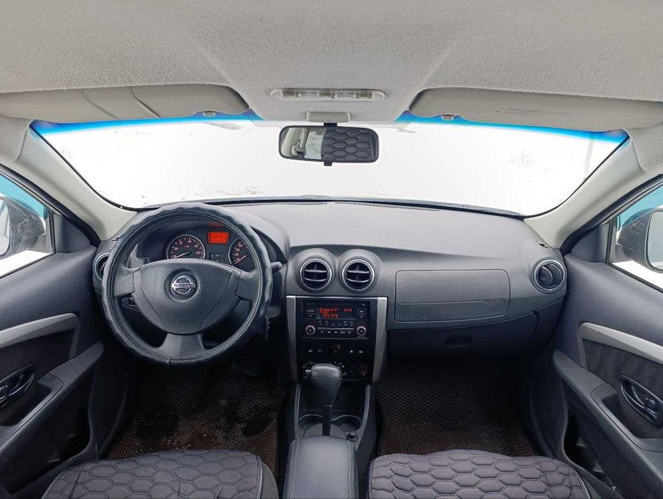 Продам Nissan 2014 года