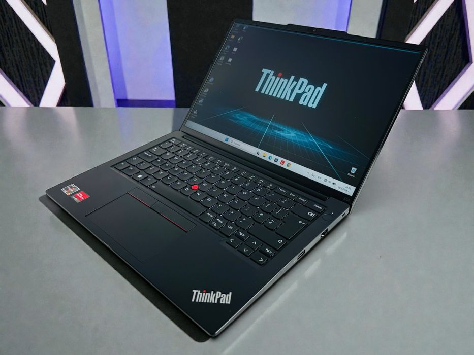 Лаптоп Lenovo ThinkPad E14 Gen 5 WUXGA Ryzen 7 16RAM 512GB AMD Radeon Гаранция!