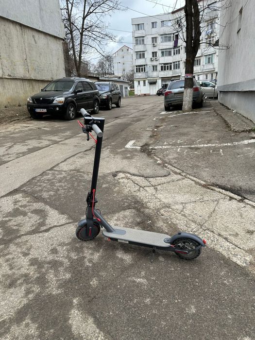 Trotineta electrică Tuya