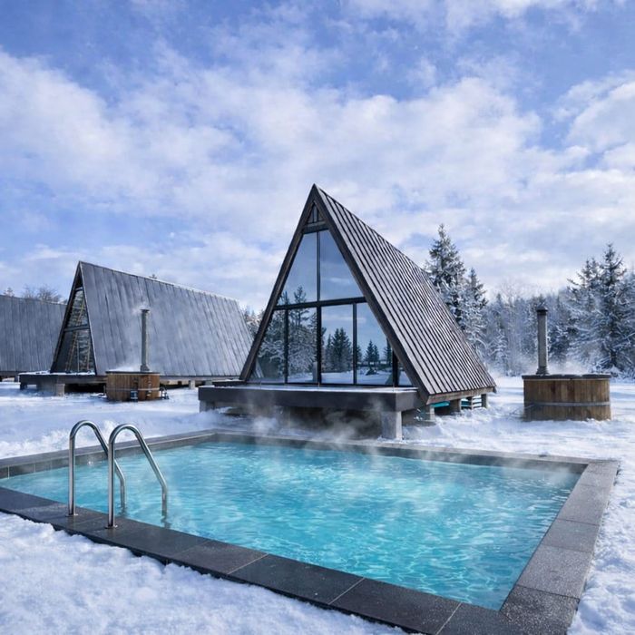 Refugiu A-Frame Premium în Predeal – Natură, Relaxare și Confort Total