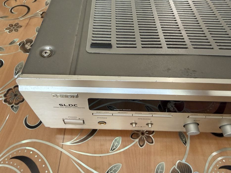 Denon DRa-1000 стерео ресивър