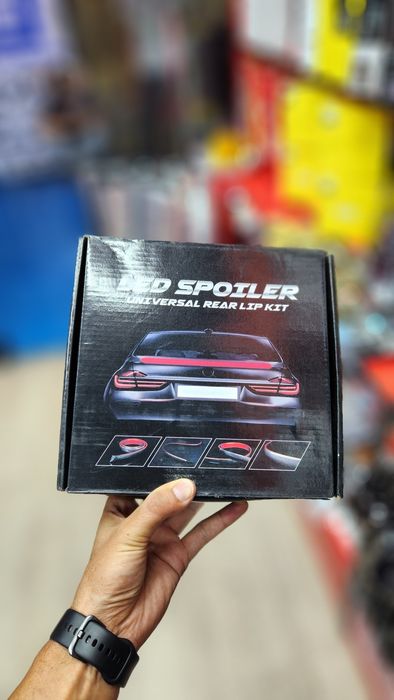 Led Spoiler universal.