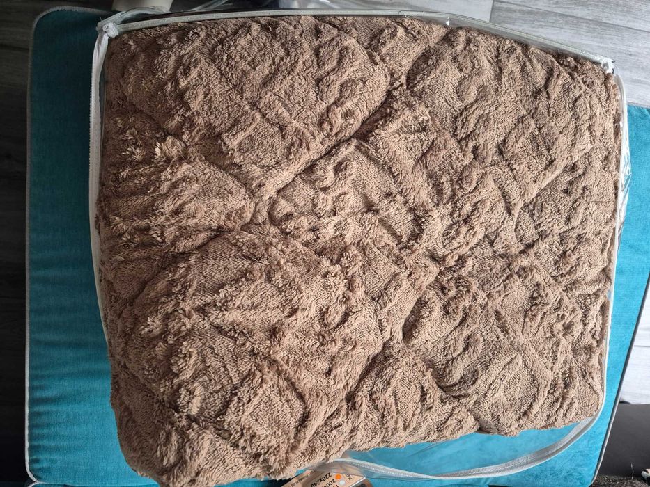 Българска завивка с две лица 200×220