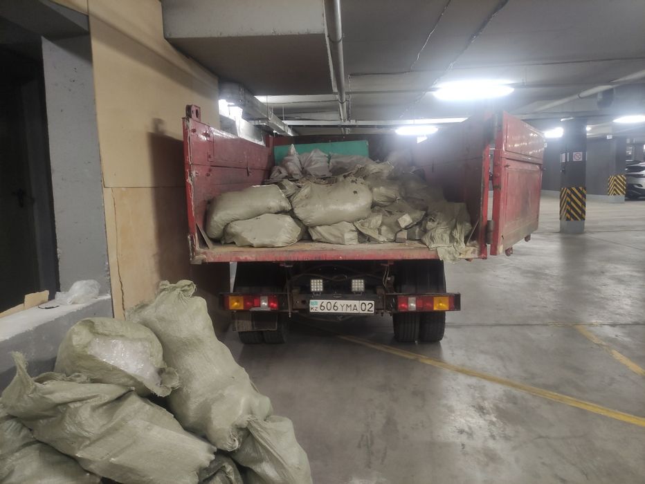 Услуги Самосвал Вывоз строй мусора.