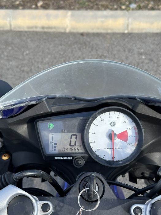 Yamaha YZF R125 2010