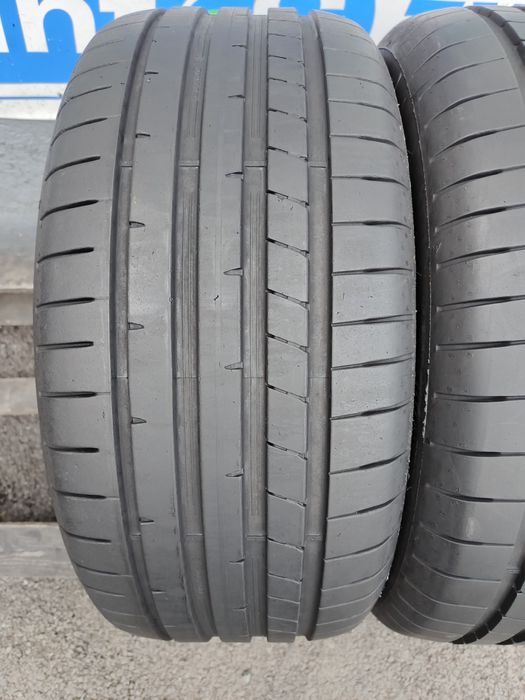 235.45.17 Dunlop Vara Second-hand