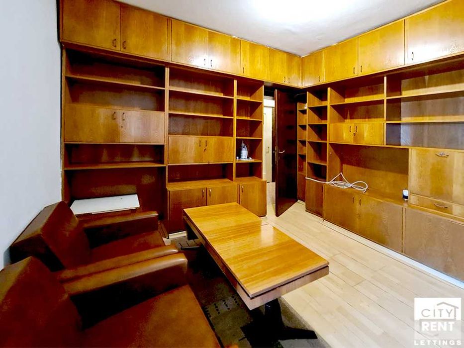 104380 Просторен апартамент с две спални в топ центъра на В. Търново