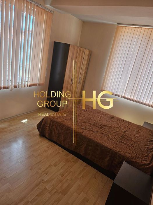 Продава се Тристаен апартамент в Варна, Цветен квартал - 87 кв.м за 2138 €/кв.м - Снимка #4