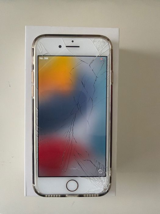 I phone 7 128 GB за части