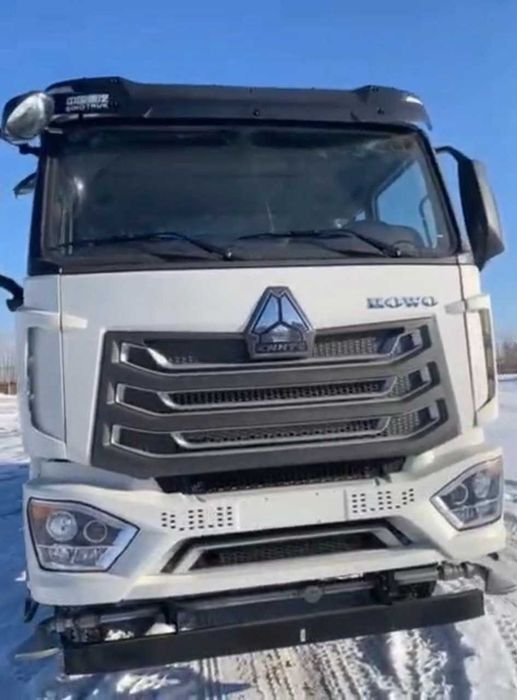 Водовоз HOWO 6×4 vodovoz