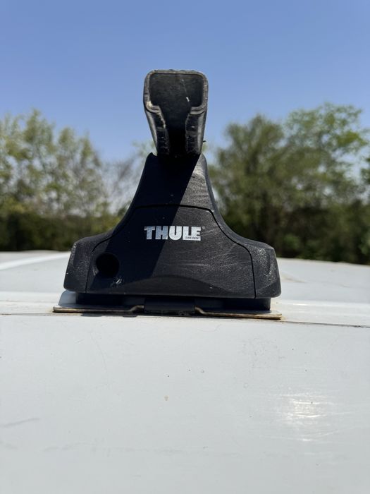 Напречни греди за багажник Thule