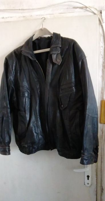 Яке черно естествена кожа