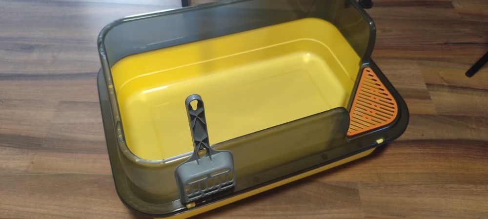 Котешка тоалетна XL 52 x 33 см + подарък L размер 48 х 35