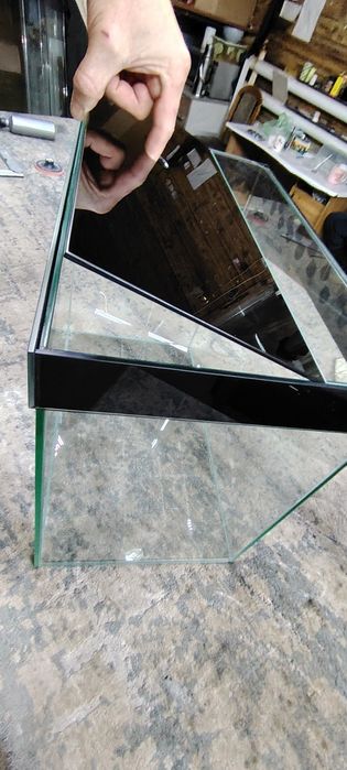 Продам аквариум новый