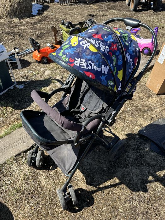 Продам коляску складную