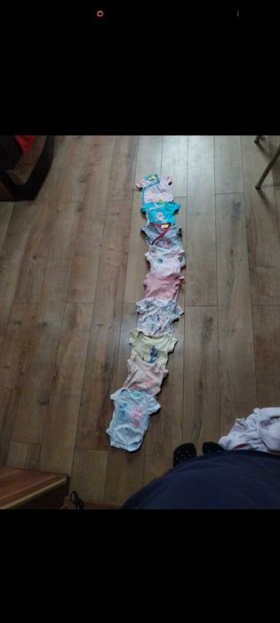 Haine nou nascut fetița