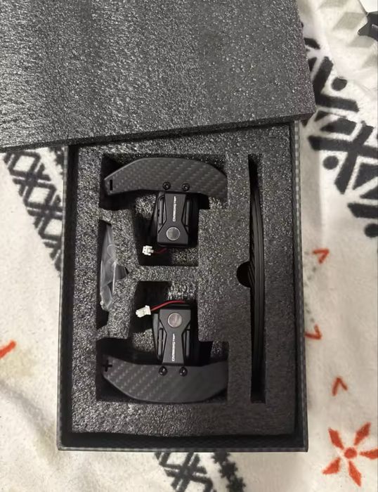 Padele magnetice VW carbon
