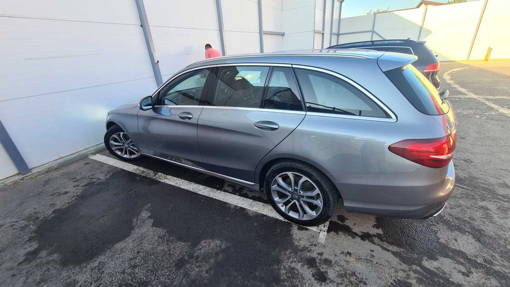 Mercedes-Benz C350 e