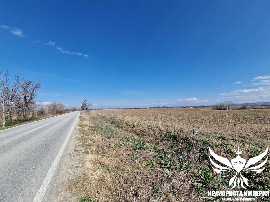 Под наем земя, парцел, паркинг 1300кв в гр.Асеновград след Химик