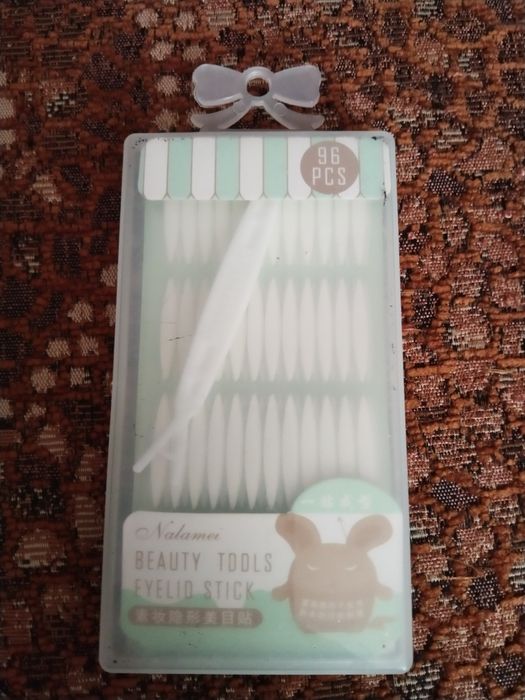 Отдам набор пластырь