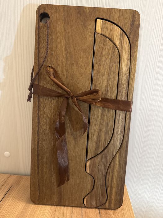 Нож для хлеба с доской