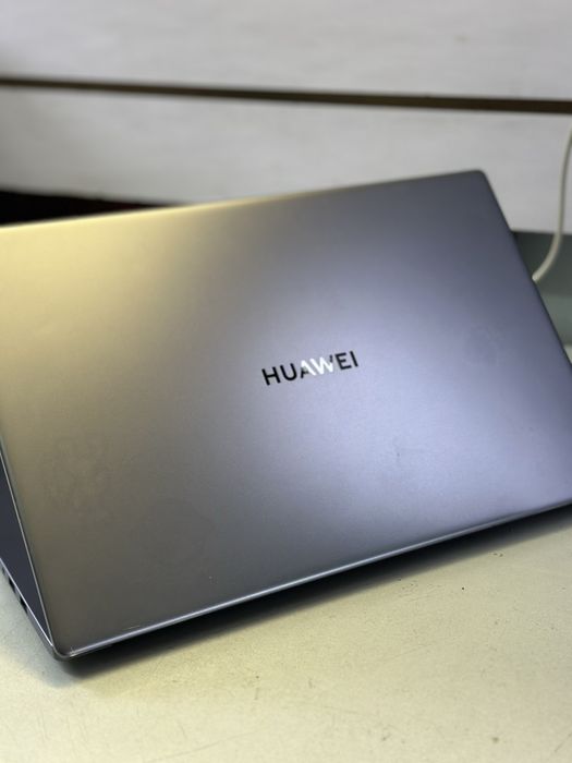 Продаётся ноутбук Huawei B0D-WDH9