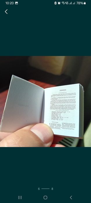 Biblie in miniatura breloc