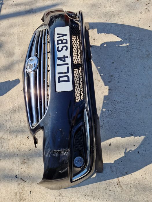Bara fata Opel Insignia 2014