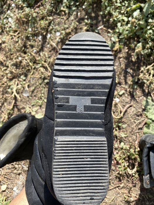 Женские уги