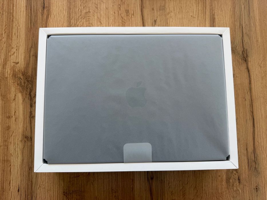 ЧИСТО НОВ MacBook Pro 14" M4 PRO Chip 14-CPU/ 20-GPU/ 24GB RAM/ 1TB SSD