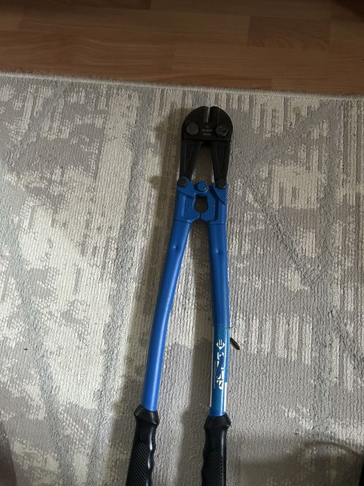 Продам болторез