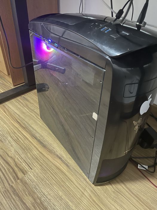 Vand pc i5 10400f ,gtx 1650, 16 gb ram ,222ssd,1tb hdd
