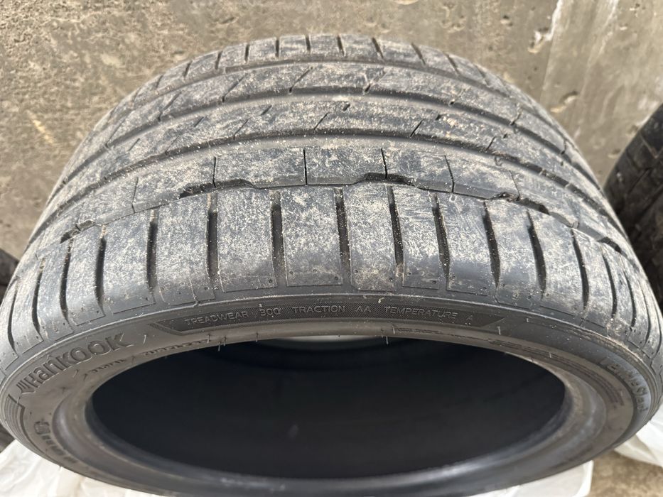 Шины 245/40/19 275/35/19