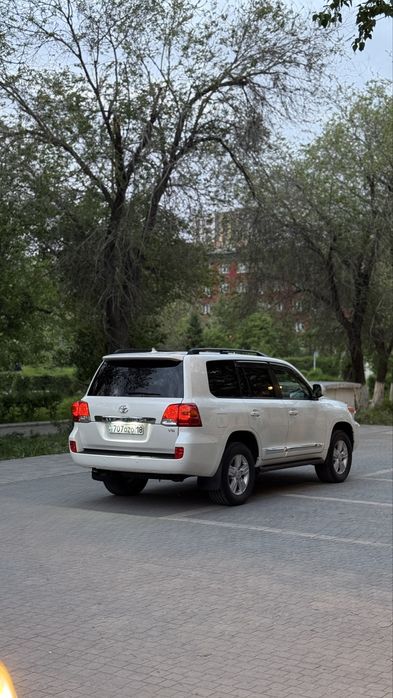 Прокат авто с водителем