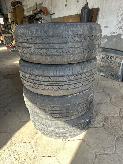 Резина 225/55/17