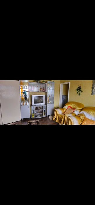 Vând apartament!!!