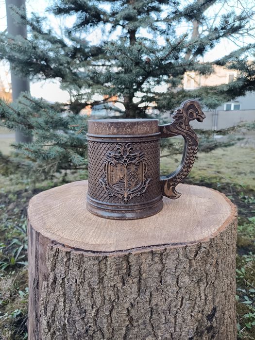 Дървена халба за бира