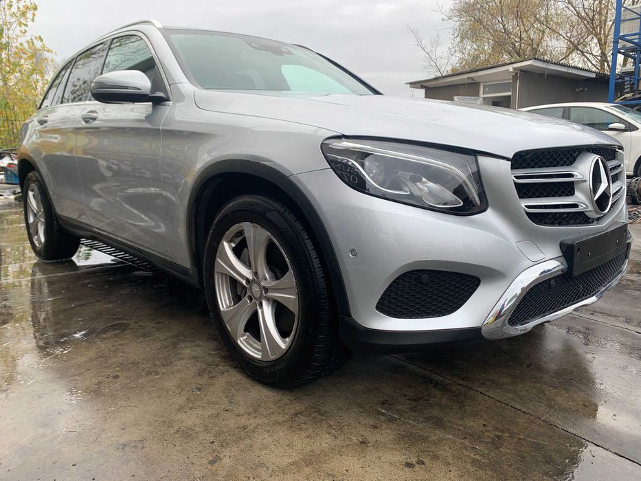 Dezmembrez mercedes glc 250 4-MATIC/haion glc/far glc/bara glc/stop/