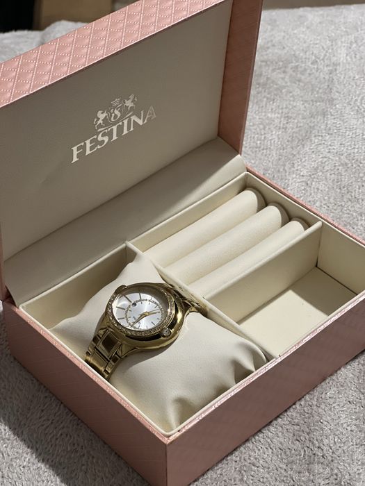 Дамски часовник Festina