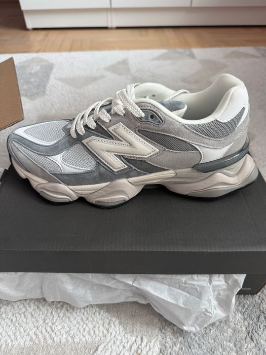 New Balance 9060 - 44 номер