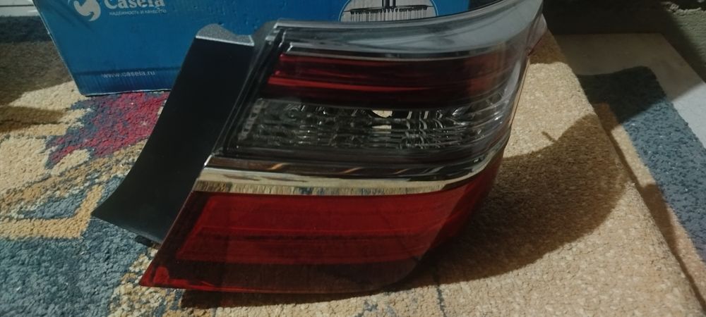 Задние фонари Тойота Камри 50