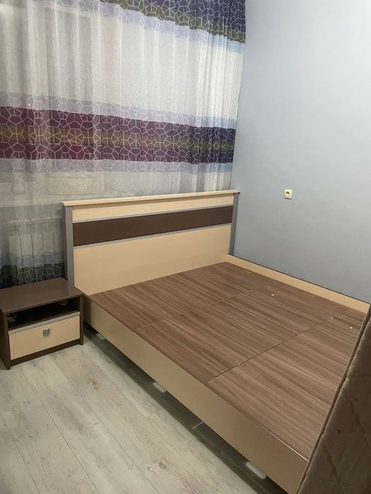 Двухспальная кровать