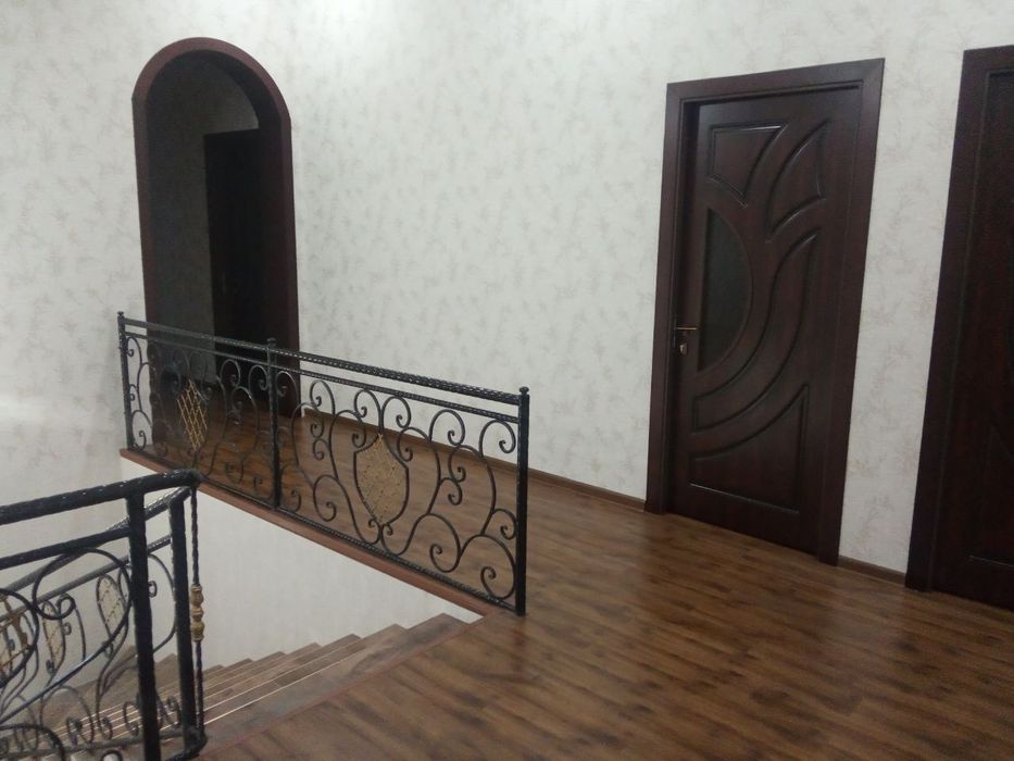 Продаётся дом в центре Кибрая