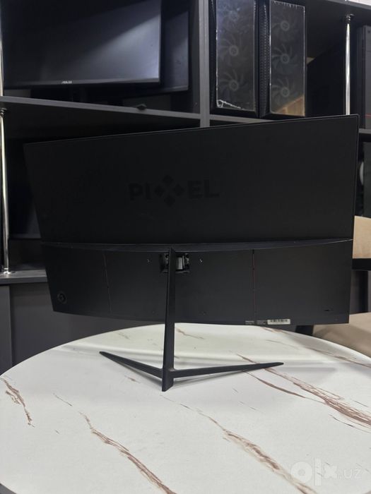 Pixel 27 dyum monitor 180 hz