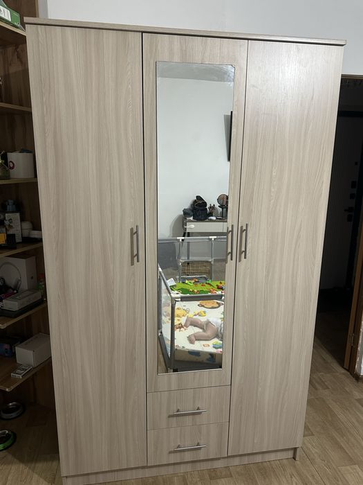 Продам шкаф ширина 120, высота 200, глубина 50