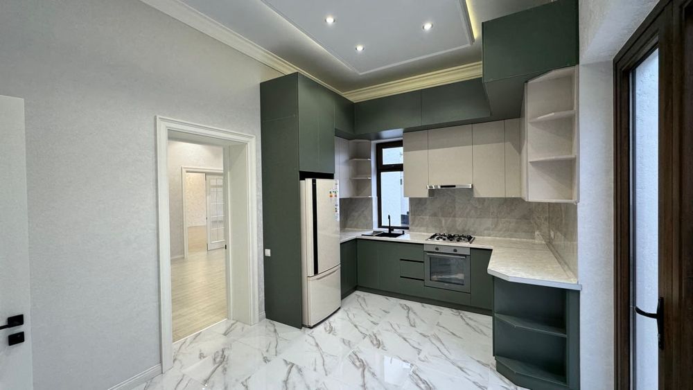 Срочно продаётся 9 ком Дом евролукус