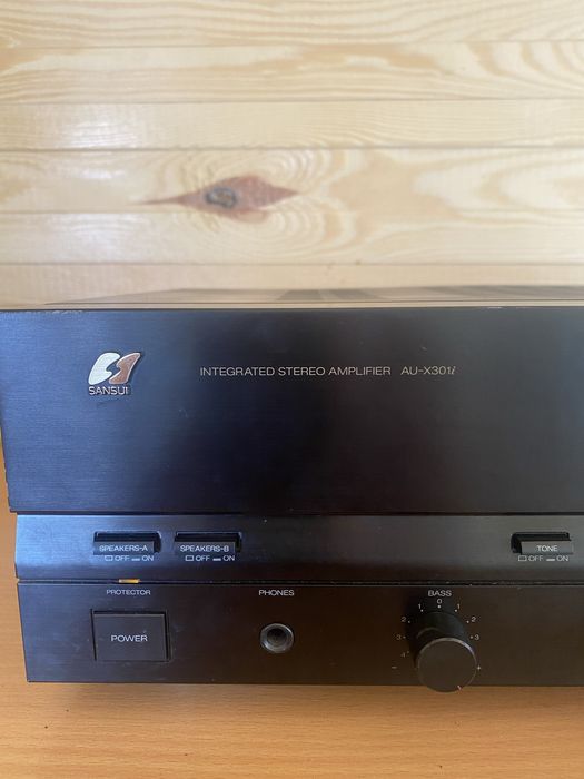 Vand amplificator sansui au x301i