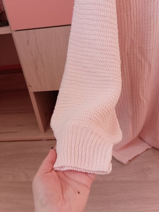 Едноцветна ежедневна свободна плетена пуловерна рокля.